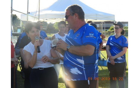Madame la Députée Michèle CROUZET au stade Claude Pitou le 1er juin 2019